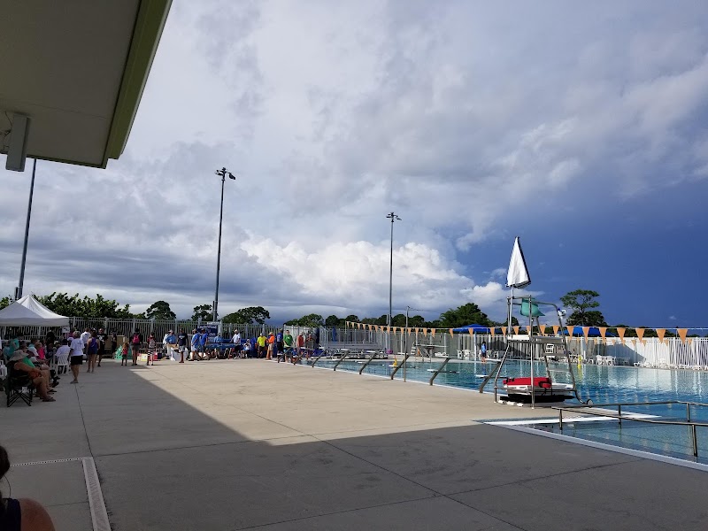 Ann & Chuck Dever Regional Park Pool
