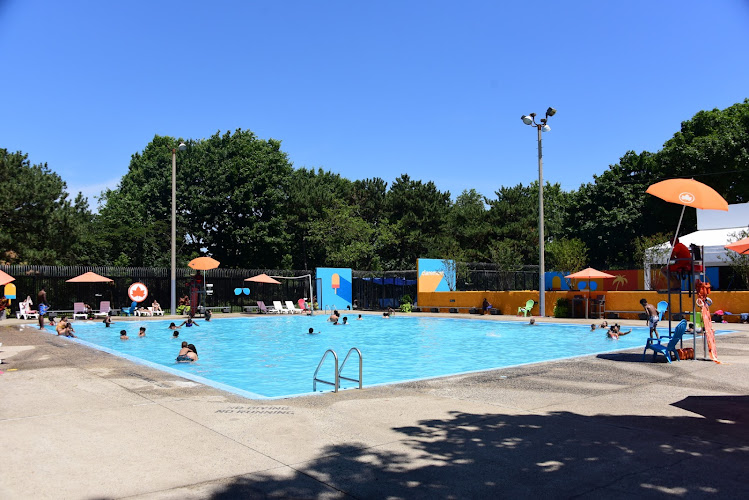 Claremont Pool