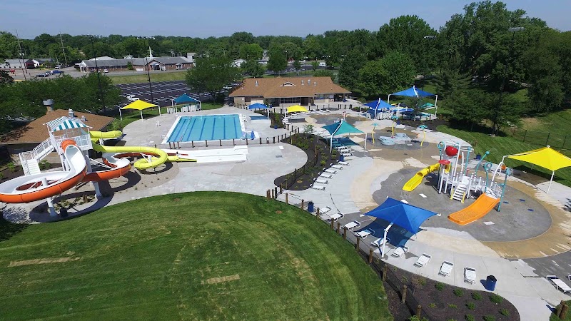 Clarksville Cove Family Aquatic Center