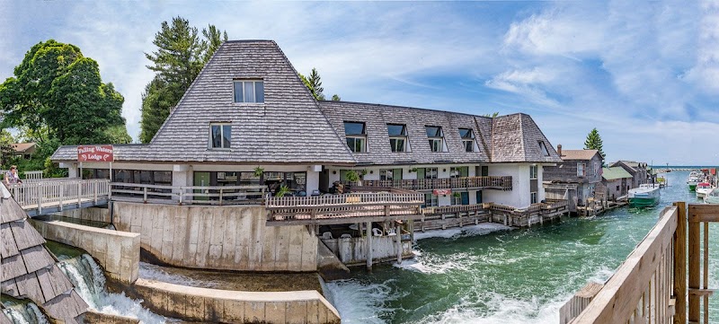 Falling Waters Lodge