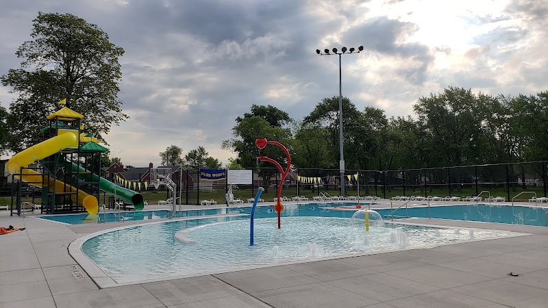 Ford Woods Pool & Water Park