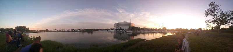 Harbor Point Commons Park