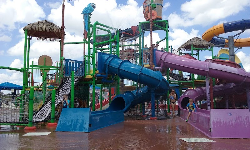 Hawaiian Falls Mansfield