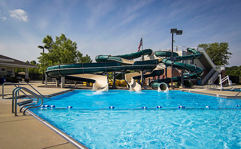 Hunt Club Aquatic Center-Gurnee Park District