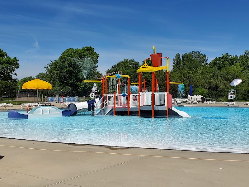 Kroger Aquatic Center At The Heights