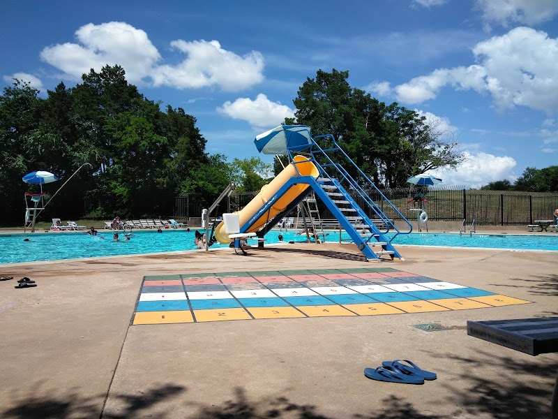 Lake Highlands North Community Aquatic Center