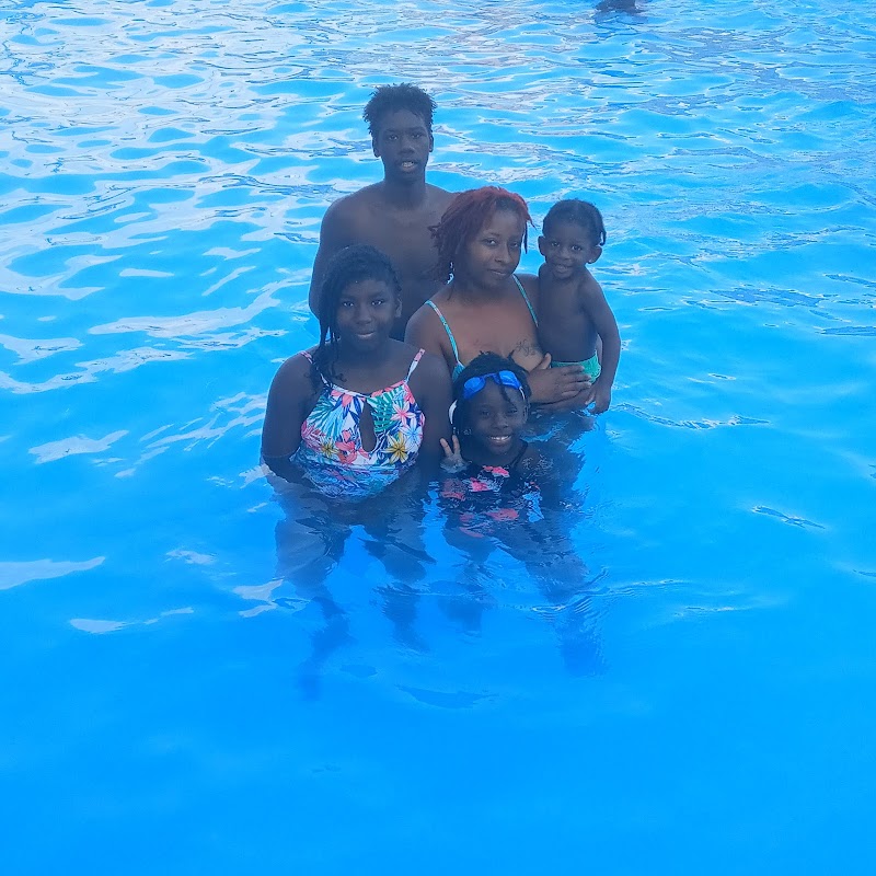 Mater Christi Park and Pool