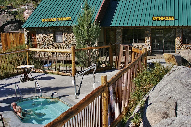 Mono Hot Springs Resort