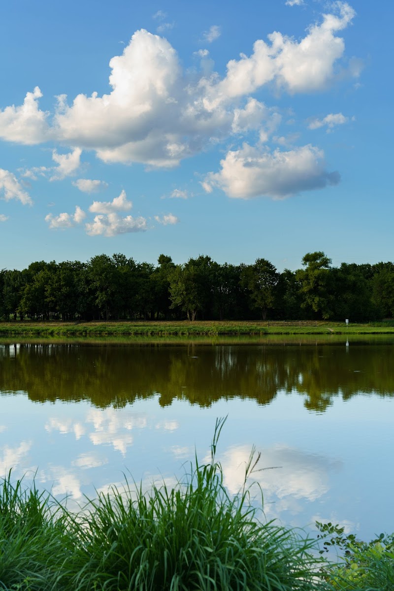 Oak Point Park and Nature Preserve