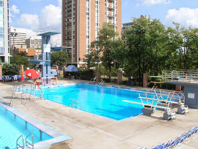 Shaw Park Aquatic Center