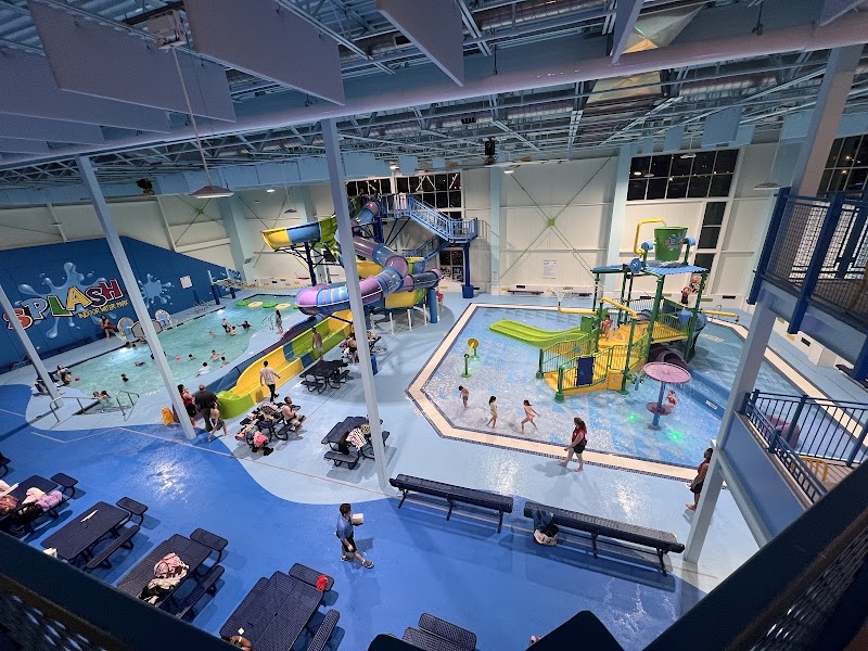 Splash Indoor Waterpark Resort