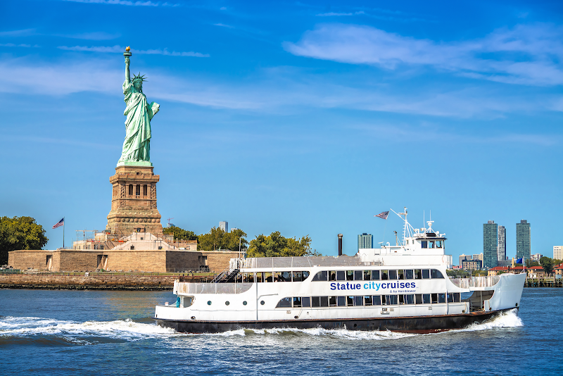 Statue City Cruises Battery Park