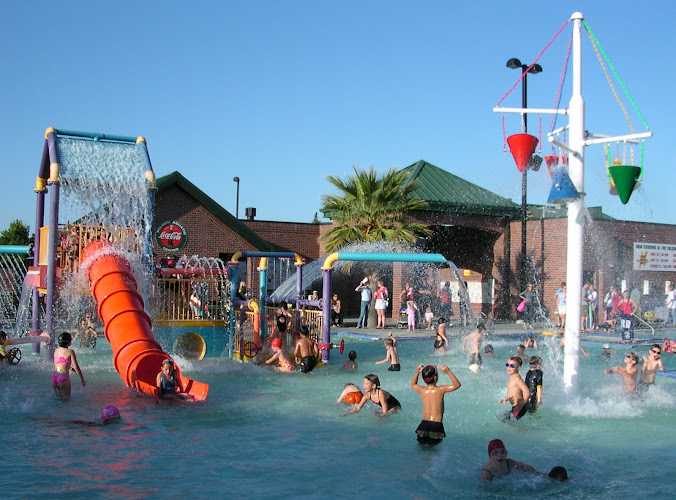 Steve Miklos Aquatic Center