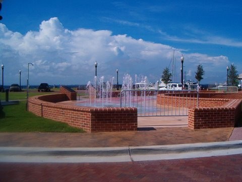 The Splash Pad at Plaza DeLuna 