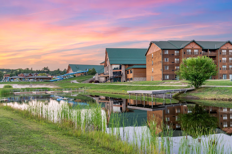 Three Bears Waterpark Resort & Convention Center, Ascend Collection Near Tomah, WI