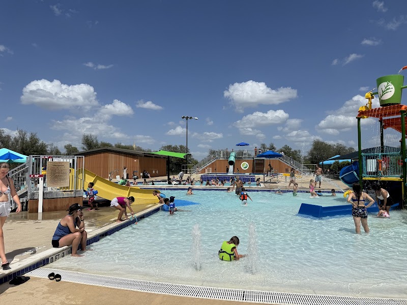 Veterans Memorial Pool