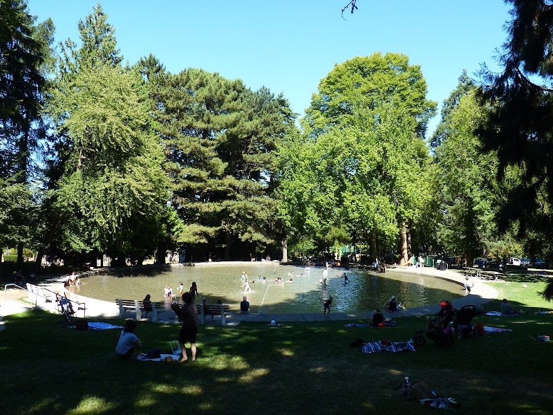 Volunteer Park Wading Pool