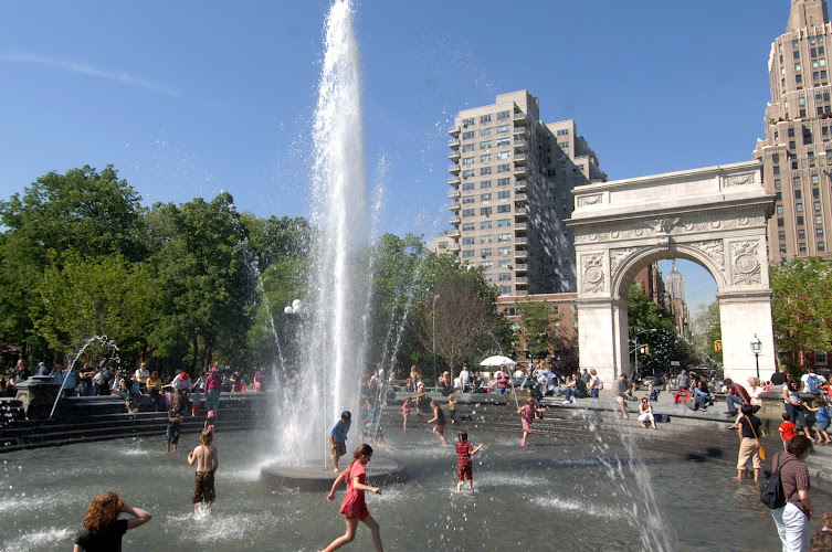 Washington Square Fountain