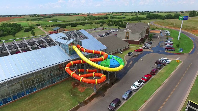 Water-Zoo Clinton Indoor Water Park